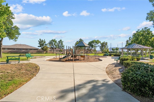 1372 Bello Place, San Jacinto CA: https://media.crmls.org/medias/b6c507b8-f6d9-4c87-acc3-96a227bcaeba.jpg
