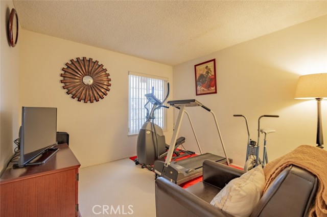 Detail Gallery Image 17 of 45 For 18600 Brasilia Dr, Porter Ranch,  CA 91326 - 4 Beds | 2 Baths