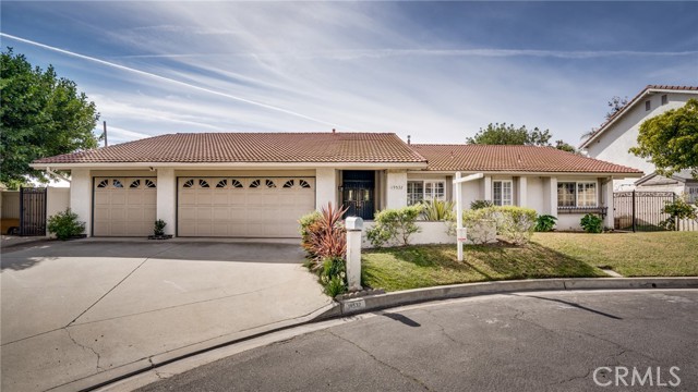 19532 Rocking Horse Ln, North Tustin, CA 92705