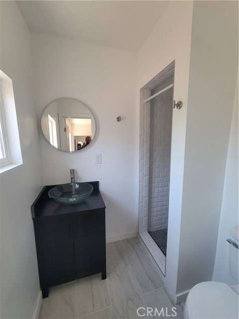 Detail Gallery Image 11 of 21 For 8339 Manzanar Ave, Pico Rivera,  CA 90660 - 3 Beds | 2 Baths