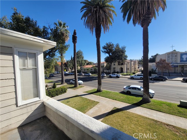 Detail Gallery Image 6 of 12 For 120 W Olive Ave #3,  Redlands,  CA 92373 - 1 Beds | 1 Baths