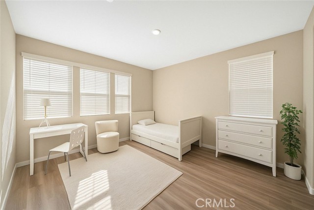 Detail Gallery Image 20 of 27 For 81 Pelican Ln, Irvine,  CA 92618 - 4 Beds | 4/1 Baths