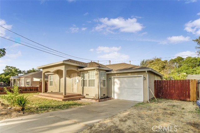 Detail Gallery Image 2 of 26 For 136 Village Rd, Modesto,  CA 95354 - 2 Beds | 1 Baths