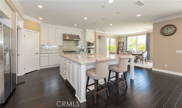 Detail Gallery Image 6 of 47 For 102 Diamondback, Irvine,  CA 92618 - 4 Beds | 4 Baths