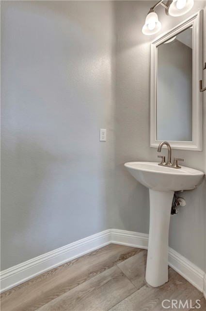 Detail Gallery Image 15 of 30 For 140 Main St, Ladera Ranch,  CA 92694 - 4 Beds | 2/1 Baths