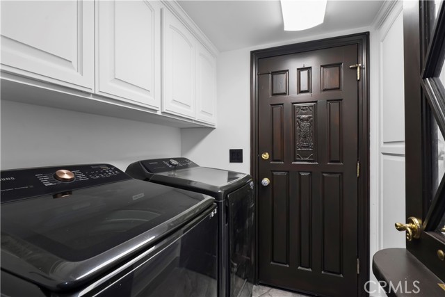 Detail Gallery Image 19 of 49 For 9853 Wish Ave, Northridge,  CA 91325 - 5 Beds | 2/1 Baths