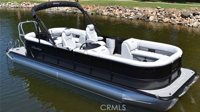 Detail Gallery Image 30 of 37 For 28537 North Shore, Lake Arrowhead,  CA 92352 - 4 Beds | 4/1 Baths