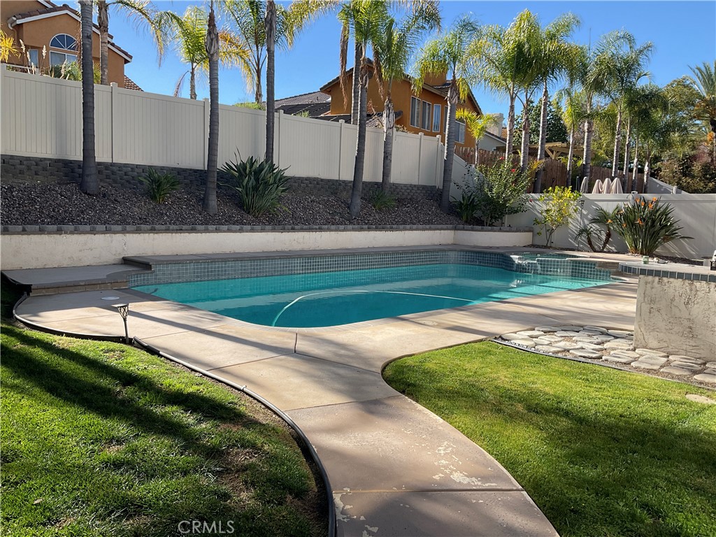 MLS #OC25275886 image #27