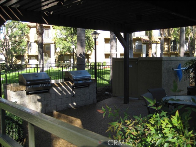 Detail Gallery Image 13 of 17 For 2085 Highpointe, Corona,  CA 92879 - 1 Beds | 1 Baths