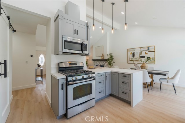 Detail Gallery Image 17 of 50 For 9821 Kite Dr, Huntington Beach,  CA 92646 - 3 Beds | 2 Baths