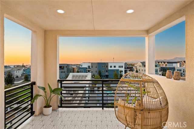 Front Image Thumbnail for CROC25281591