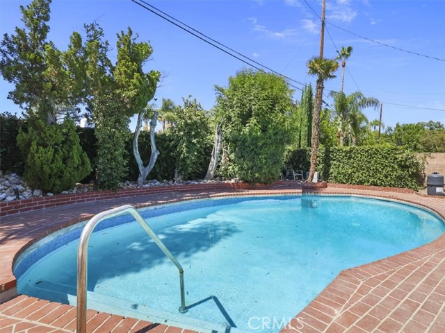 23119 Gainford Street photo 39