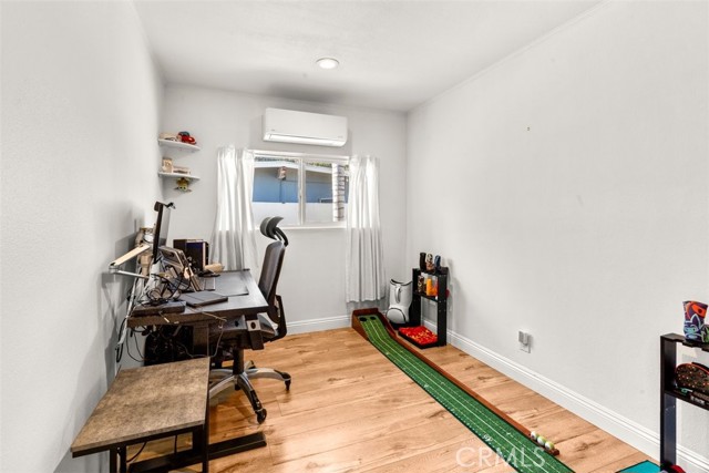 Detail Gallery Image 15 of 26 For 413 Roxdale, La Puente,  CA 91744 - 4 Beds | 2 Baths