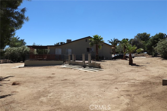 8255 E Avenue, Hesperia CA: https://media.crmls.org/medias/b6cb7344-8cff-47d1-9a30-e83f57bce179.jpg