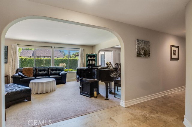 2 Masongate Drive, Rolling Hills Estates, California 90274, 4 Bedrooms Bedrooms, ,3 BathroomsBathrooms,Residential,Sold,Masongate,PV21197083