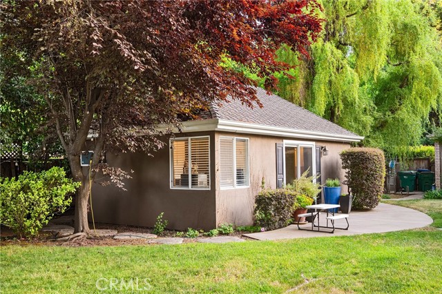 3130 Shady Grove Court, Chico CA: https://media.crmls.org/medias/b6cc04d4-78d0-4050-8939-488a3ca4dd01.jpg