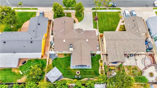 10252 Lorraine Lane, Cypress CA: https://media.crmls.org/medias/b6cc7de4-4652-4d22-8d59-1eee1da79f3e.jpg