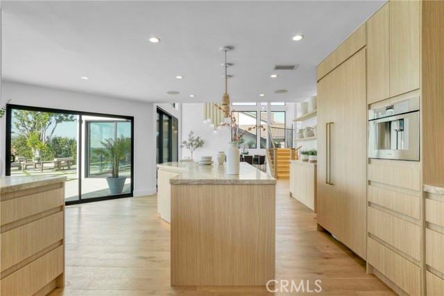 Detail Gallery Image 17 of 61 For 32075 Canterhill Pl, Westlake Village,  CA 91361 - 4 Beds | 5/1 Baths