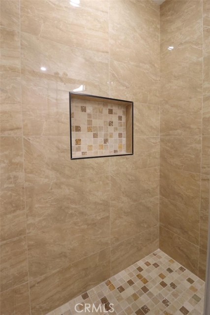 Detail Gallery Image 22 of 52 For 1040 S Grevillea Ave, Inglewood,  CA 90301 - 2 Beds | 2 Baths