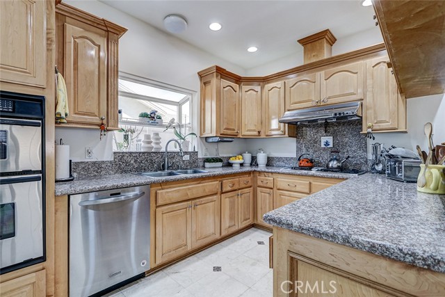 Image 8 of 35 For 2313 Nelson Avenue A