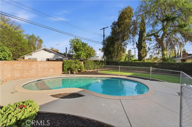 Detail Gallery Image 39 of 43 For 8828 Collett, North Hills,  CA 91343 - 3 Beds | 2 Baths