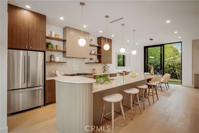 Image 8 of 22 For 8904 Hubbard St