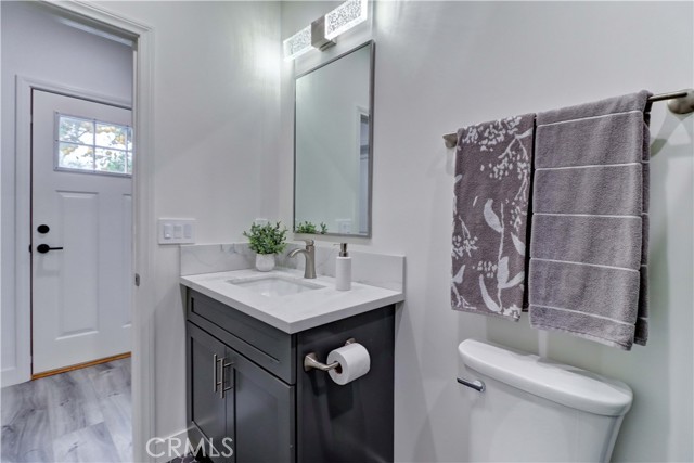 Detail Gallery Image 24 of 73 For 223 N. St. Andrews, Los Angeles,  CA 90004 - 7 Beds | 6/1 Baths