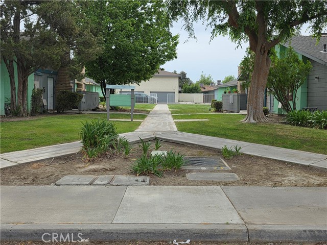 Detail Gallery Image 2 of 7 For 7000 N Half Moon Dr, Bakersfield,  CA 93309 - – Beds | – Baths