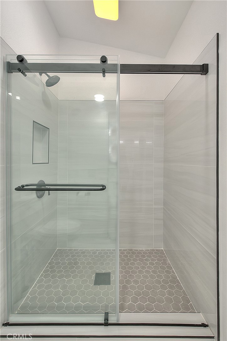 MLS #CV25248792 image #19