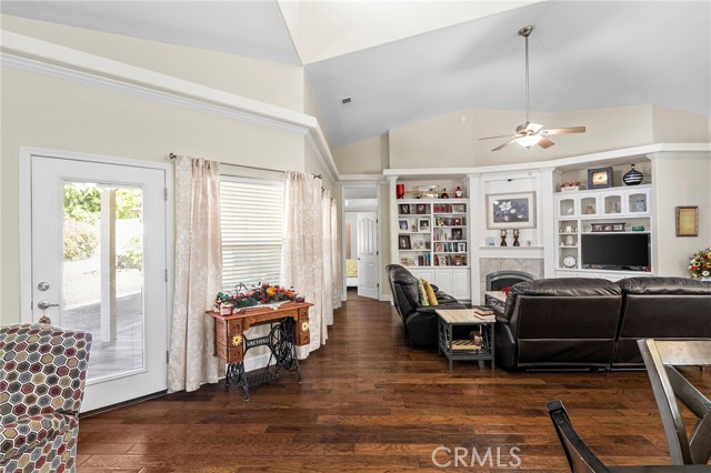 Detail Gallery Image 11 of 51 For 17 Pleasant Oak Ln, Oroville,  CA 95966 - 3 Beds | 2 Baths