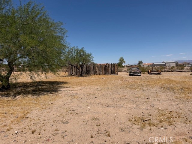https://media.crmls.org/medias/b6d129e0-b3f6-4e88-bcb4-f6dbfc02eebd.jpg?preset=X-Large
