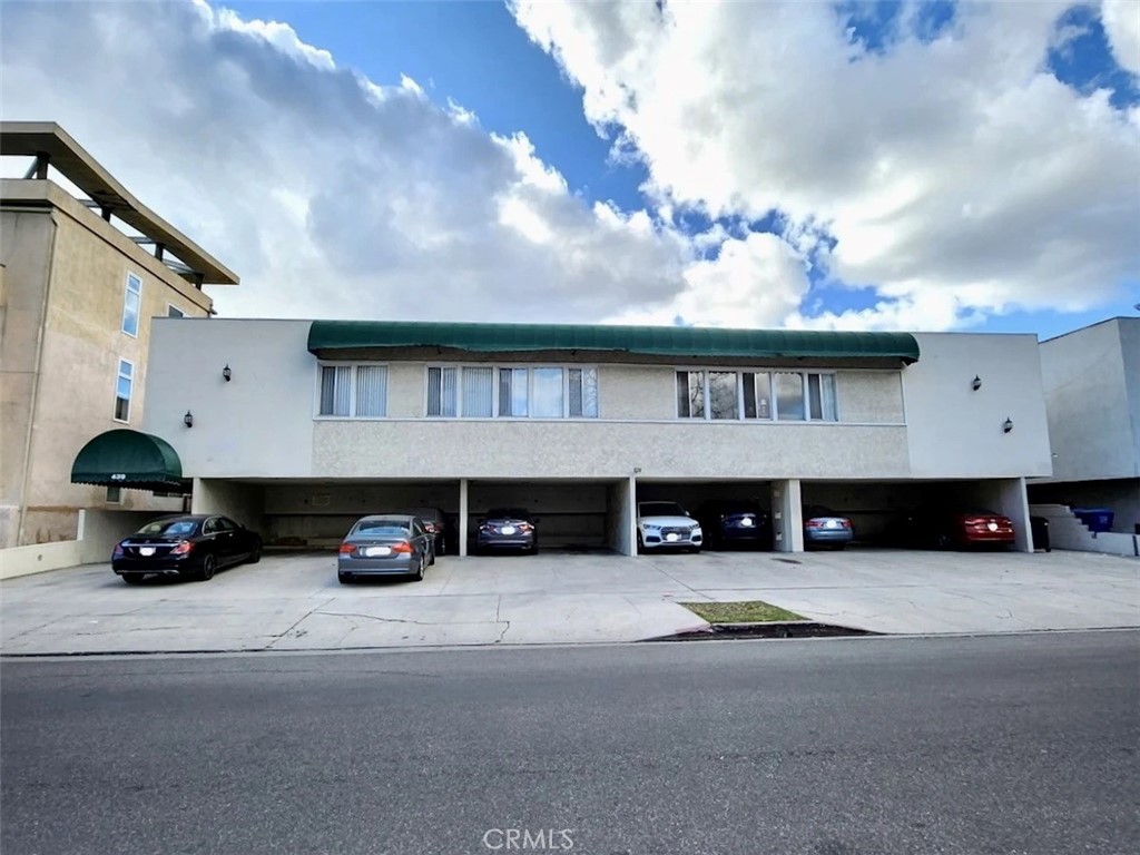 439 S Le Doux Road #1