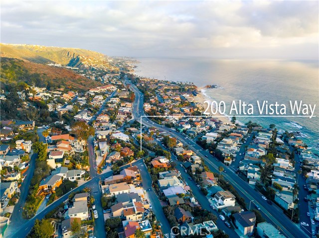 200 Alta Vista Way, Laguna Beach, CA 92651