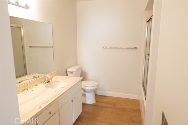 Detail Gallery Image 8 of 19 For 333 N Louise St #12,  Glendale,  CA 91206 - 2 Beds | 2 Baths