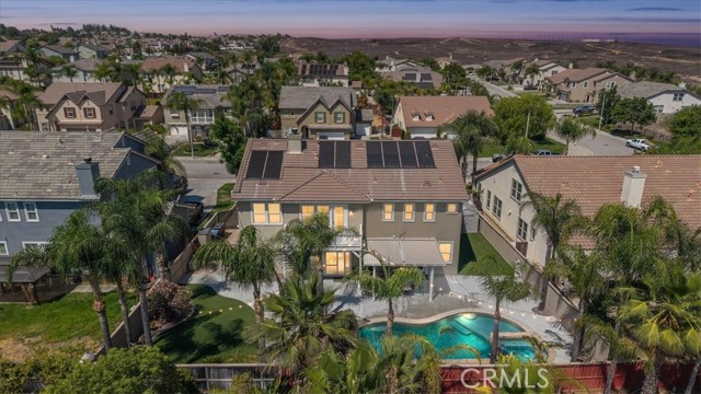 8214 Lavender Lane, Riverside CA: https://media.crmls.org/medias/b6d2cc8b-aff0-4459-853d-6de067dbce3a.jpg
