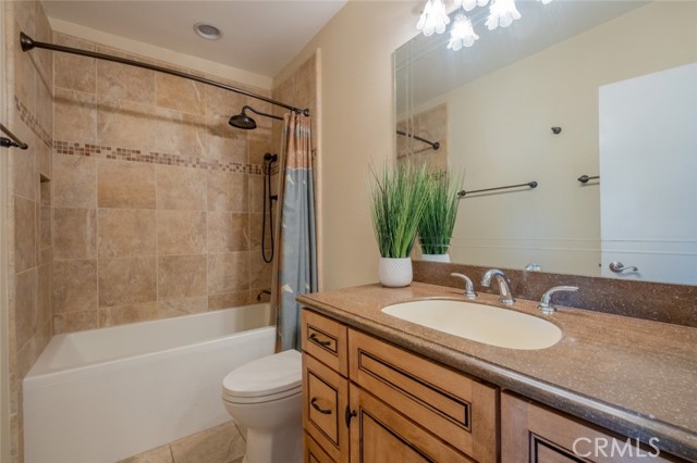 Detail Gallery Image 25 of 39 For 10030 Owensmouth Ave #77,  Chatsworth,  CA 91311 - 3 Beds | 3 Baths