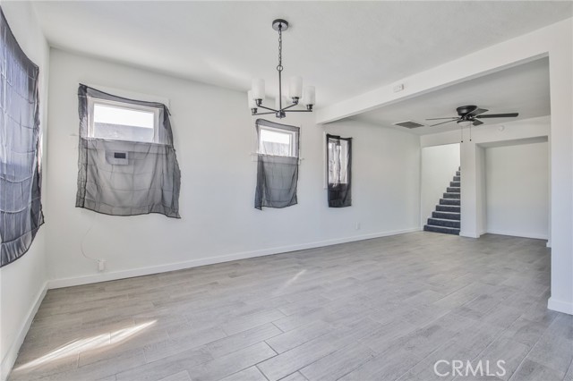 Detail Gallery Image 11 of 38 For 430 W 64th St, Los Angeles,  CA 90003 - 3 Beds | 3 Baths