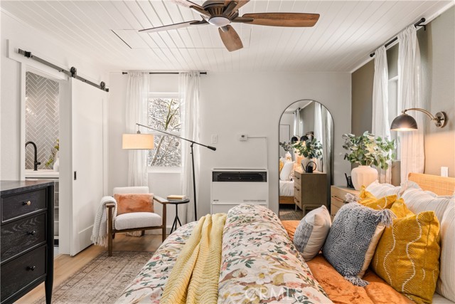 1149 Scenic Way, Rimforest CA: https://media.crmls.org/medias/b6d3c0f0-82d3-4aa0-a2f5-89cb93fccb7d.jpg