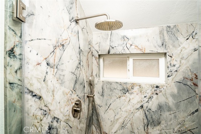 2007 Delaware Street, Huntington Beach CA: https://media.crmls.org/medias/b6d4f34b-77ff-4e65-8265-6986ed5dae30.jpg