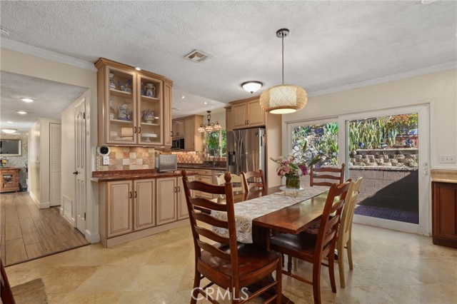 Detail Gallery Image 5 of 25 For 1731 Brookfield Ave, La Habra,  CA 90631 - 4 Beds | 2 Baths
