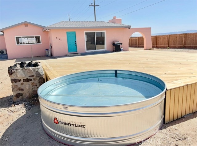 3191 Pearl Springs Avenue, 29 Palms CA: https://media.crmls.org/medias/b6d65ac3-88d8-47b6-ac47-056fd63210d2.jpg