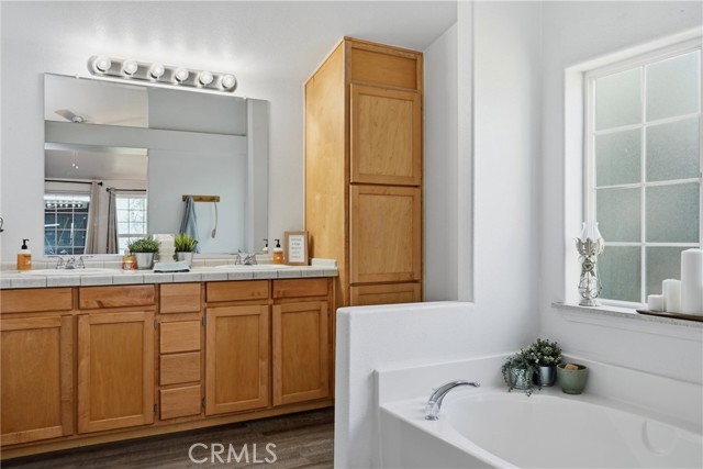 Detail Gallery Image 12 of 36 For 10052 Monte Cristo, Kelseyville,  CA 95451 - 4 Beds | 2 Baths