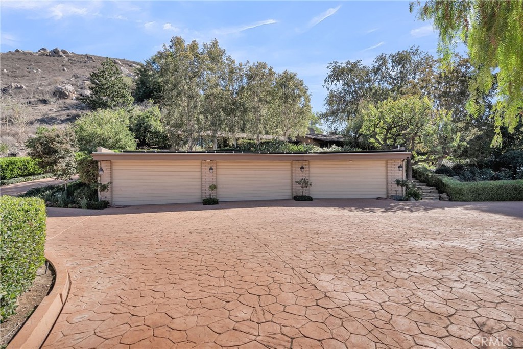 MLS #IV25260007 image #5