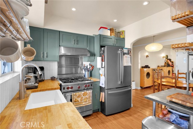 Detail Gallery Image 20 of 54 For 225 E 56th St, Long Beach,  CA 90805 - 3 Beds | 2 Baths