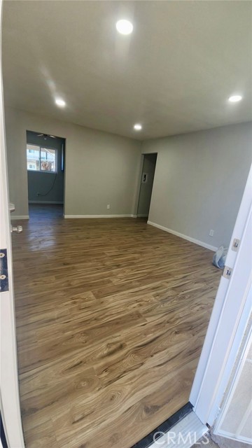 Detail Gallery Image 4 of 8 For 422 Devener St, Riverside,  CA 92507 - 1 Beds | 1 Baths