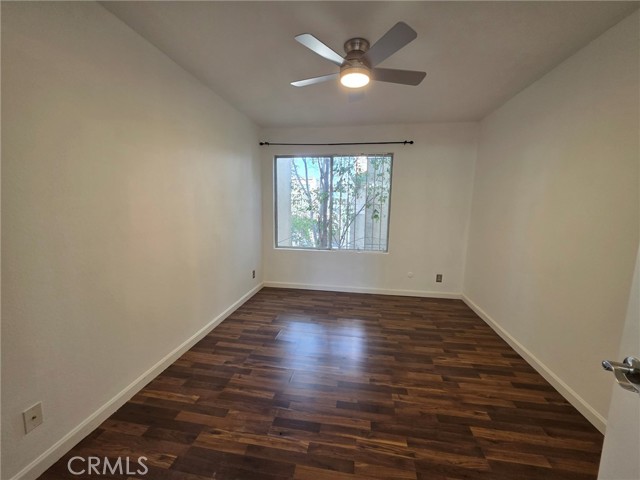 Detail Gallery Image 11 of 24 For 7800 Topanga Canyon Blvd #303,  Canoga Park,  CA 91304 - 2 Beds | 2 Baths