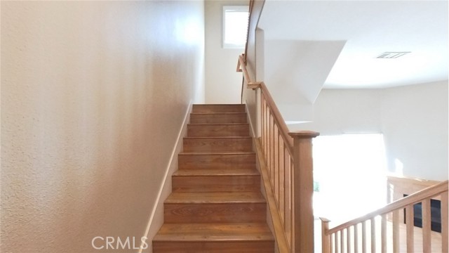 25709 Holiday Circle, Stevenson Ranch CA: https://media.crmls.org/medias/b6d95552-d2c2-4964-87df-ad32fbd8c0ca.jpg