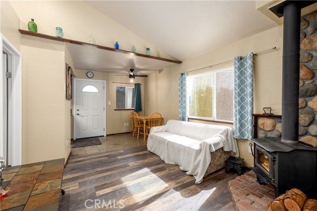 Detail Gallery Image 12 of 40 For 20621 Mountain Ave, Perris,  CA 92570 - 3 Beds | 2 Baths