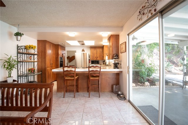 5295 Bronson Way, Riverside CA: https://media.crmls.org/medias/b6d9d709-4eec-46a2-ab92-575d453fdc94.jpg