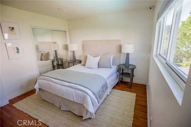 5714 Vantage Avenue, Valley Village CA: https://media.crmls.org/medias/b6da34df-5838-4f4c-a5a3-40a6ca450901.jpg